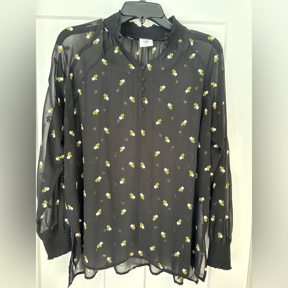 Cabi Embroidered Blouse size xs